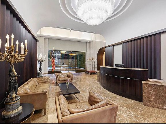 4th image of 245 E 44th St #14E
