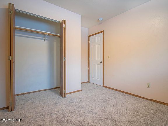 4th image of 334 S Kobuk St