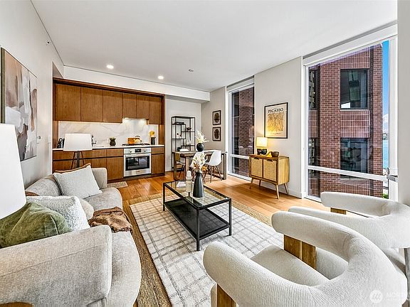 4th image of 121 Stewart Street #407