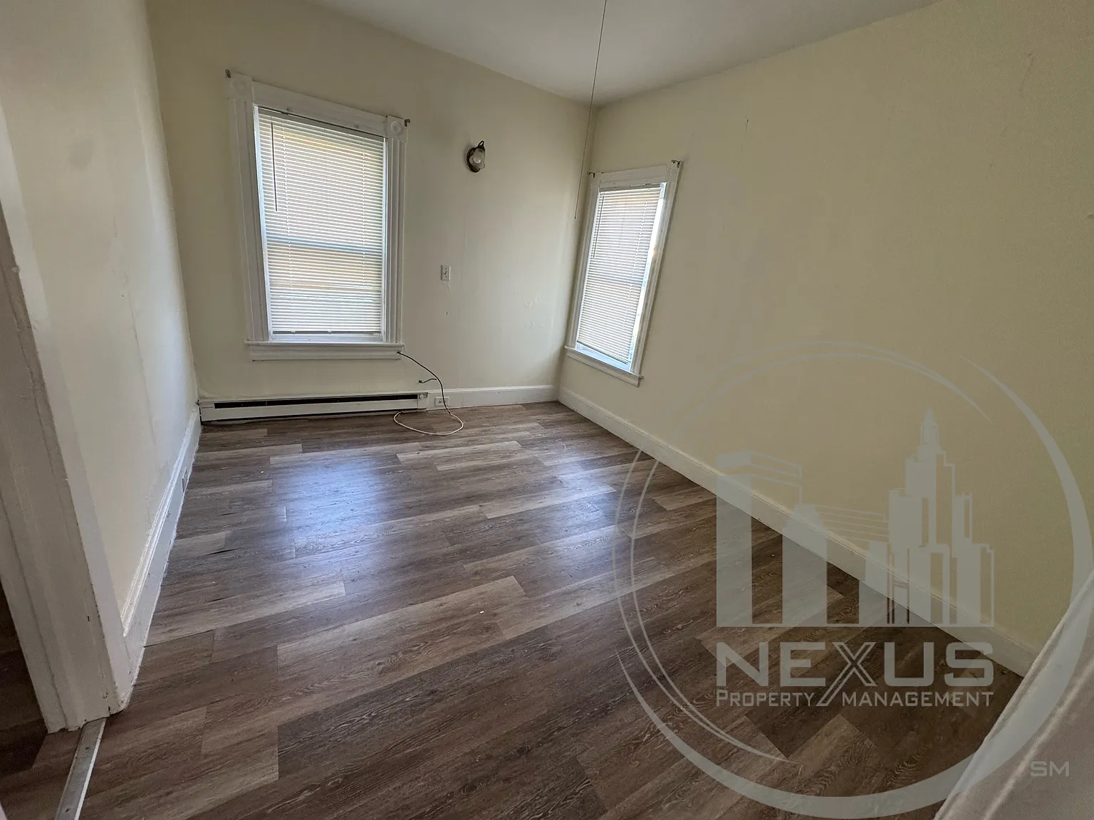 3 bed, 1000 sqft, $1,800 — Photo 4