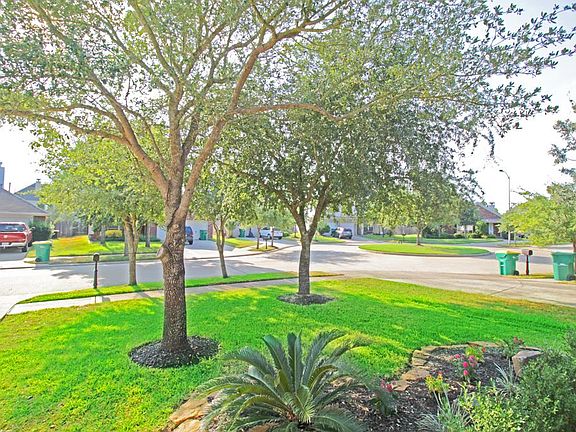 3rd image of 16210 Lavender Creek Ct