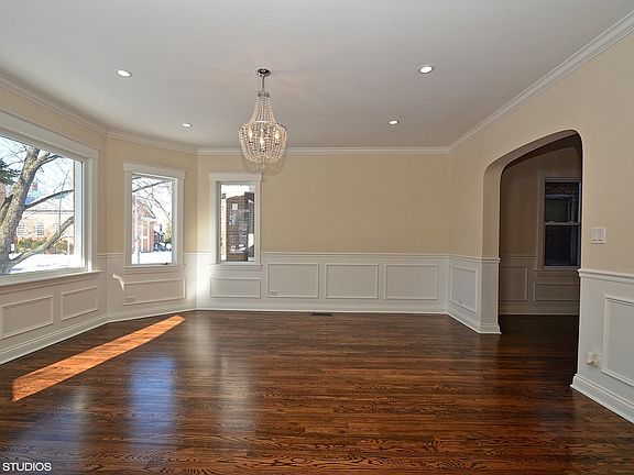 3rd image of 2943 N 77th Ct