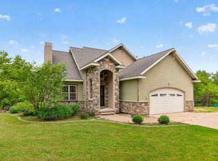 N5532 Spring Creek Rd, Manawa, WI 54949