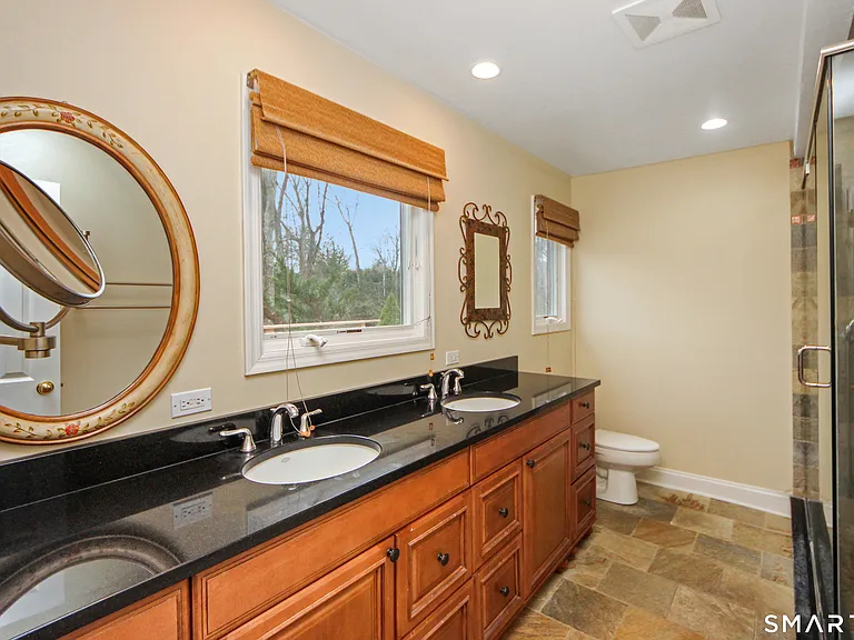 950 Rock Rimmon Rd — Photo 14