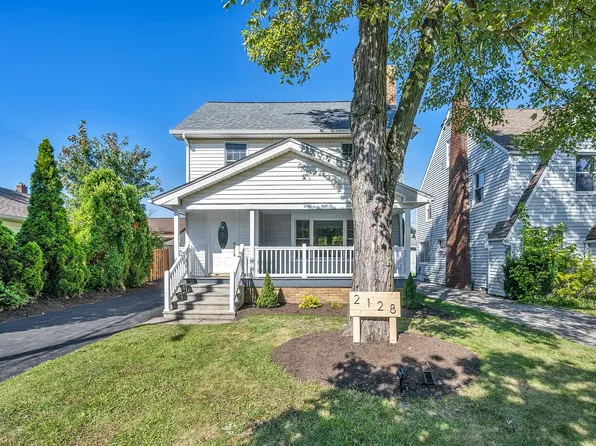 2128 Hampstead Rd, Cleveland Heights, OH 44118