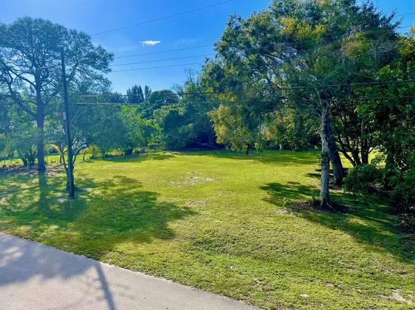 3509 Avenue F, Fort Pierce, FL 34947