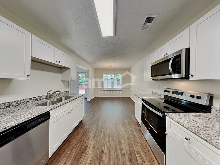 3421 Glen Summit Ln — Photo 4