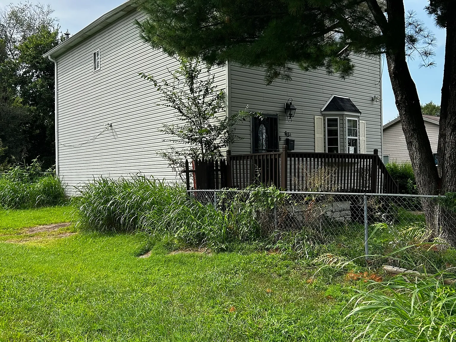 3 bed, 880 sqft, $720 — Photo 3