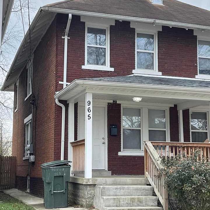 1st image of 965 E Rich St