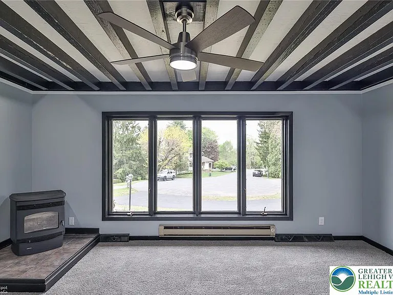 4410 Circle Dr — Photo 21