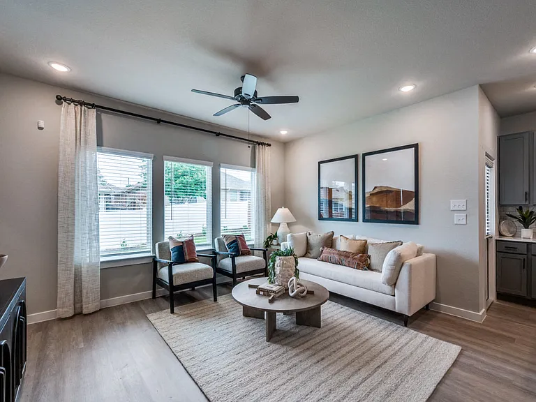 Villas at Eagle Ranch — Photo 6