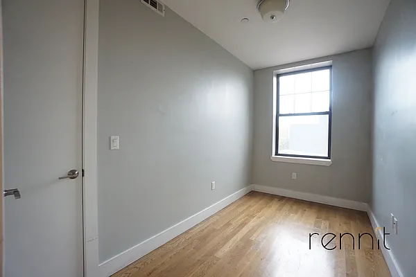 Rented by Rennit Inc. | media 39