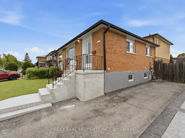 3373 Jolliffe Ave, Mississauga, ON L4T 1V6
