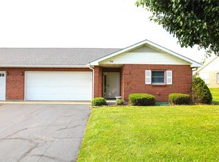 212 Bayberry Ln, Farmington, MO 63640