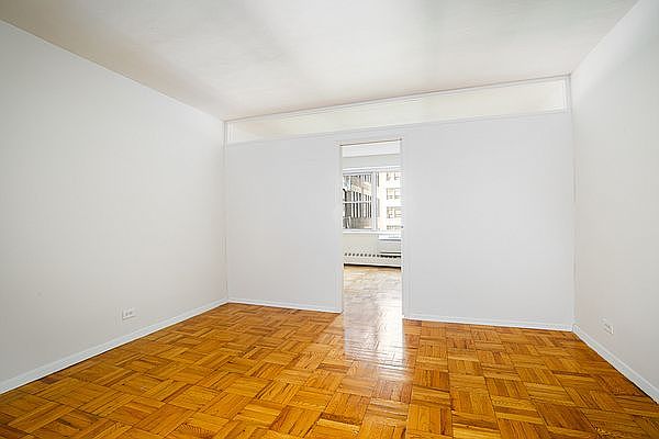 1st image of 300 E 46th St APT 7A