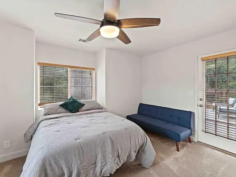 570 Guadalupe Dr — Photo 5