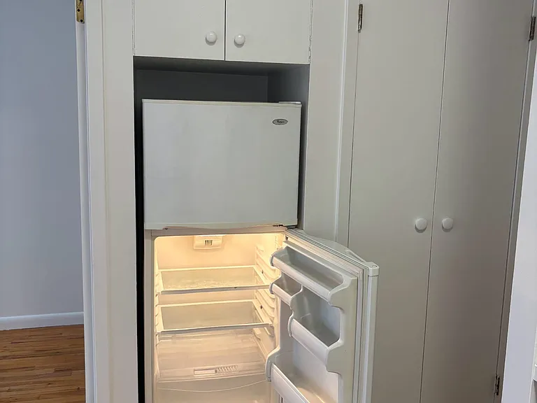 1521 York Ave #3 — Photo 6