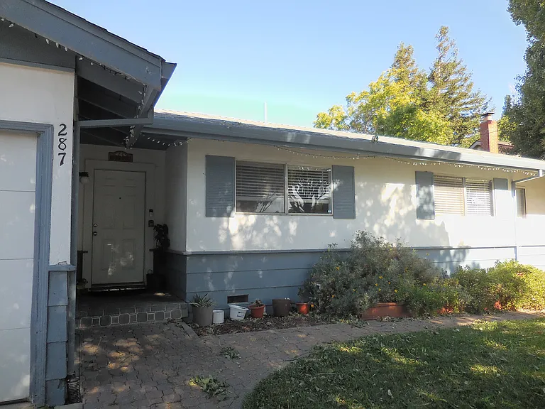 287 Camellia St — Photo 8