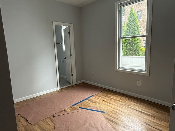 4th image of 26 S 15th Ave #1