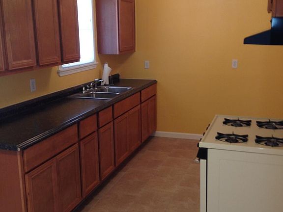 5th image of 335 Anton Dr
