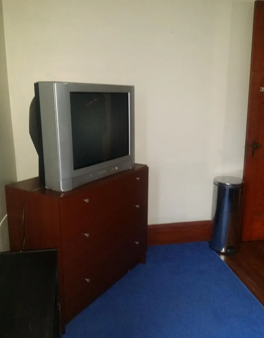 1 bed, 884 sqft, $675 — Photo 1