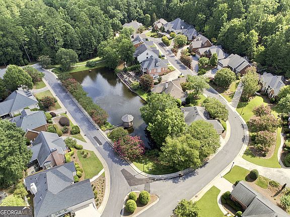 5th image of 112 Vinings Dr SE