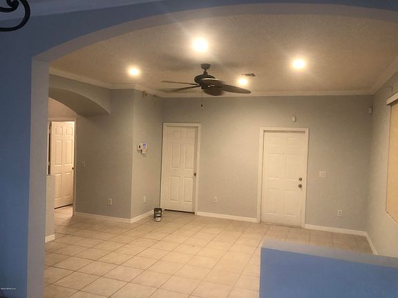 3rd image of 1020 Park Hill Dr