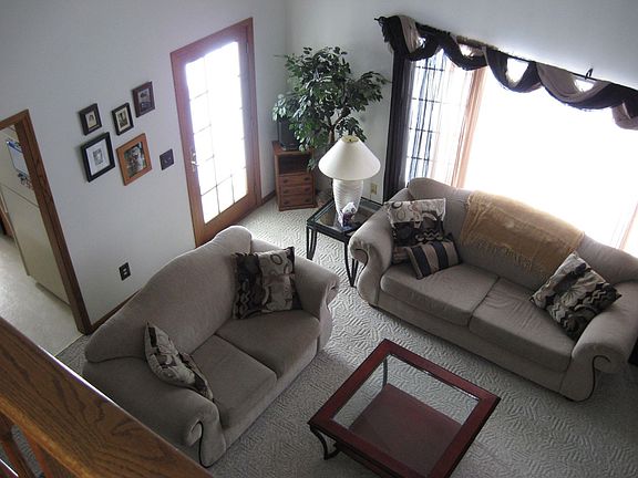 Huge family room with fireplace