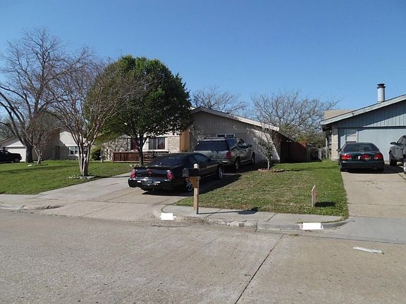 2nd image of 3329 Glenwood Ln