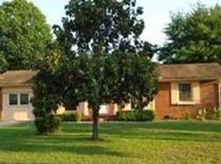 821 Arrowhead Trl, Warner Robins, GA 31088