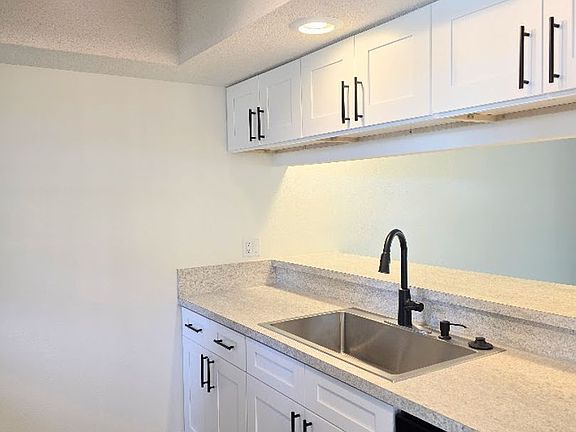 5th image of 1237 N Egret Point