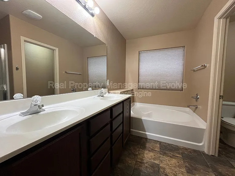 12022 W Morning Dove Dr — Photo 17