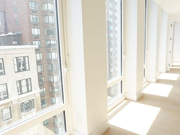2nd image of 15 W 61st St #14G
