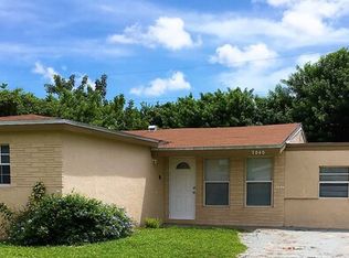 7040 SW 27th St, Hollywood, FL 33023