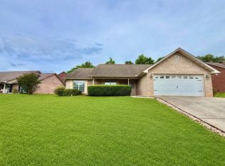 1909 Rommel Dr, Maryville, TN 37804