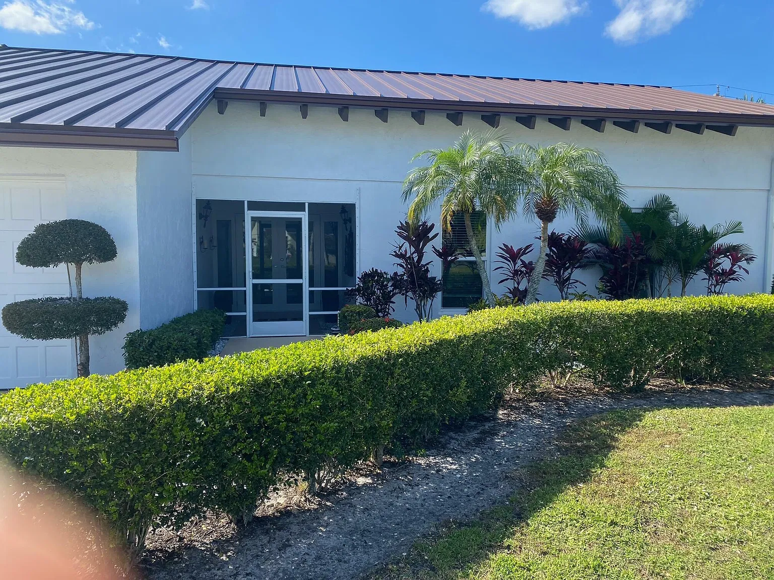3 bed, 2.0 bath, 1775 sqft, $7,000 — Photo 2