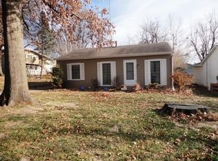 1104 N 1st St, Oskaloosa, IA 52577