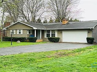 1812 Tiffin Rd, Fremont, OH 43420