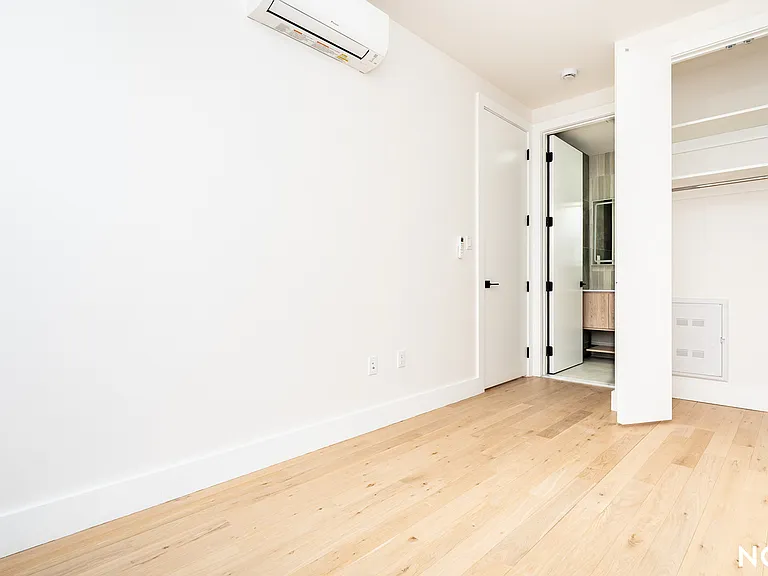 96 Moore St #2B — Photo 7