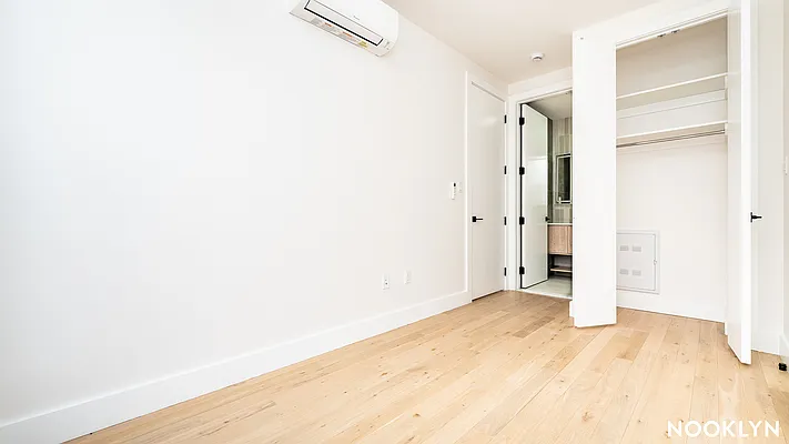 Rented by Nooklyn NYC LLC | media 9