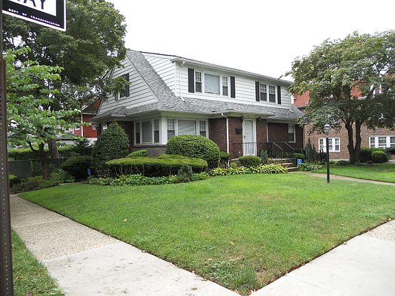 2nd image of 85 Bard Ave