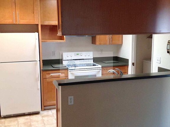 4th image of 1200 Lakewood Ave APT 30