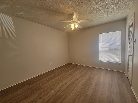 5th image of 3811 Bowline Cir Unit 102