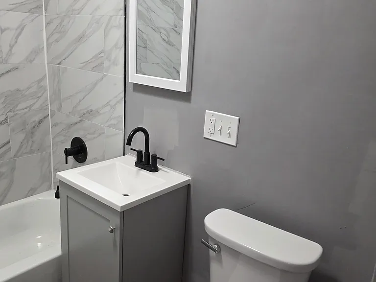 5914 Laura Ave — Photo 24
