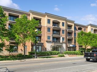 6400 N Northwest Hwy APT 302, Chicago, IL 60631