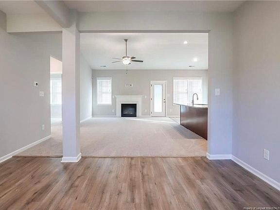5th image of 1585 Green St