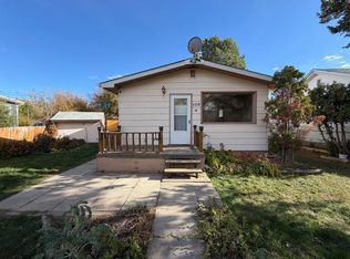 108 W Poplar Cres, Drumheller, AB T0J 0Y1