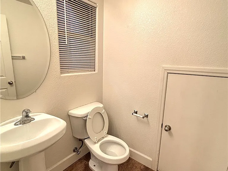 8115 Amy Springs St — Photo 9