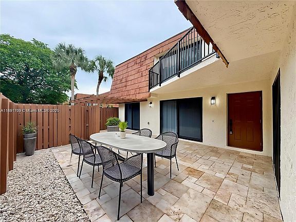 2nd image of 8429 N Coral Cir