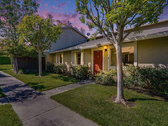 2nd image of 2364 Warfield Way Unit A
